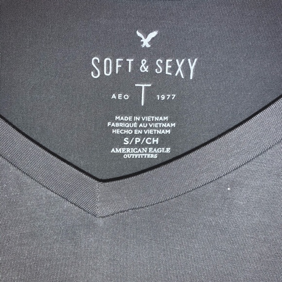 tee shirt - Picture 2 of 2